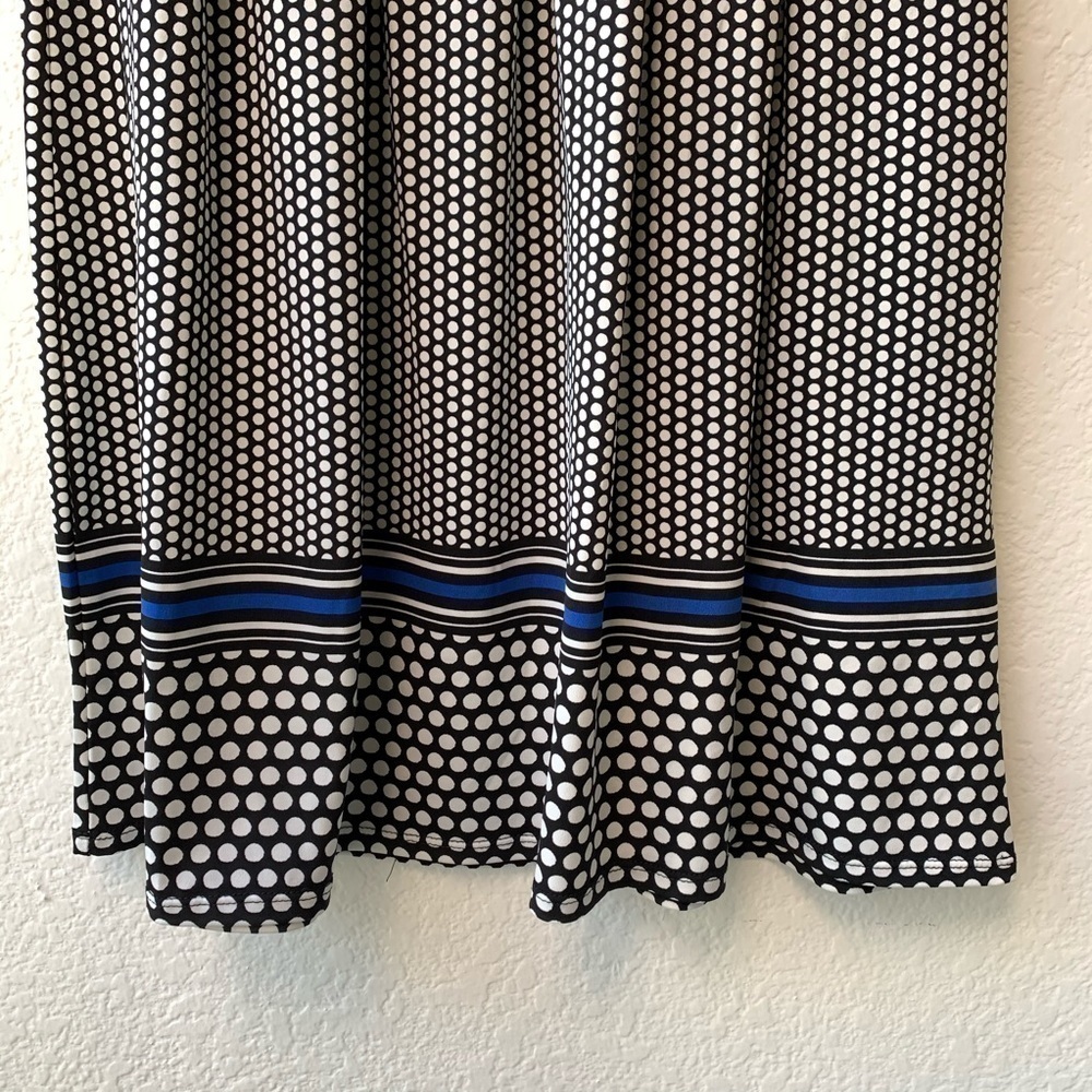 Max Studio Patterned Sleeveless Fit & Flare Dress - Picture 7 of 8